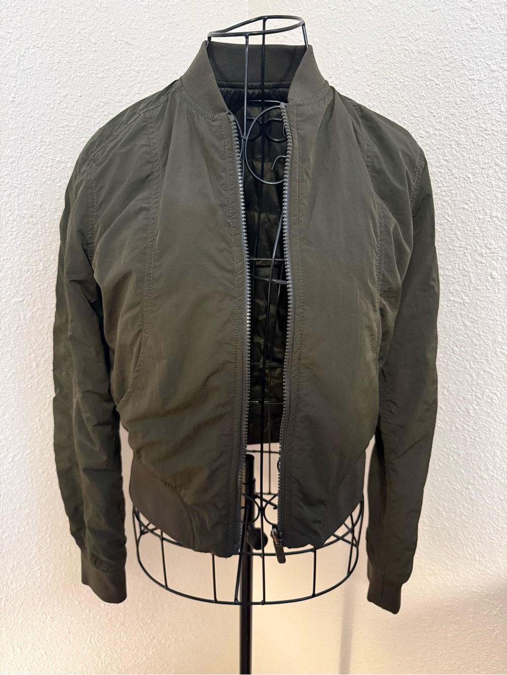 Lululemon Reversible Bomber Jacket - Olive Green